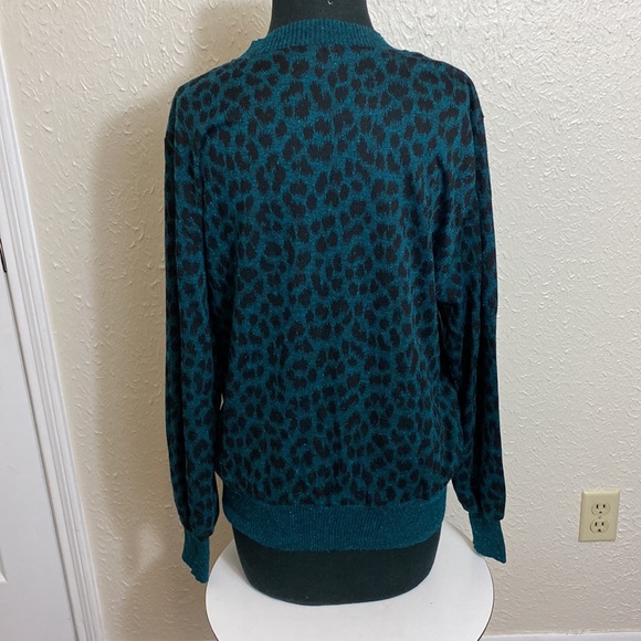Skea Vintage Leopard Crew Neck Sweater - Picture 3 of 5